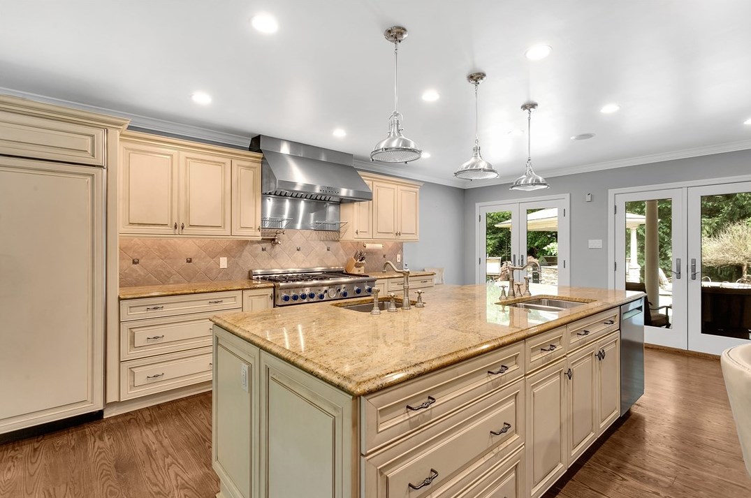 4901 Simmons Cir, Export PA  15632-9330 exterior