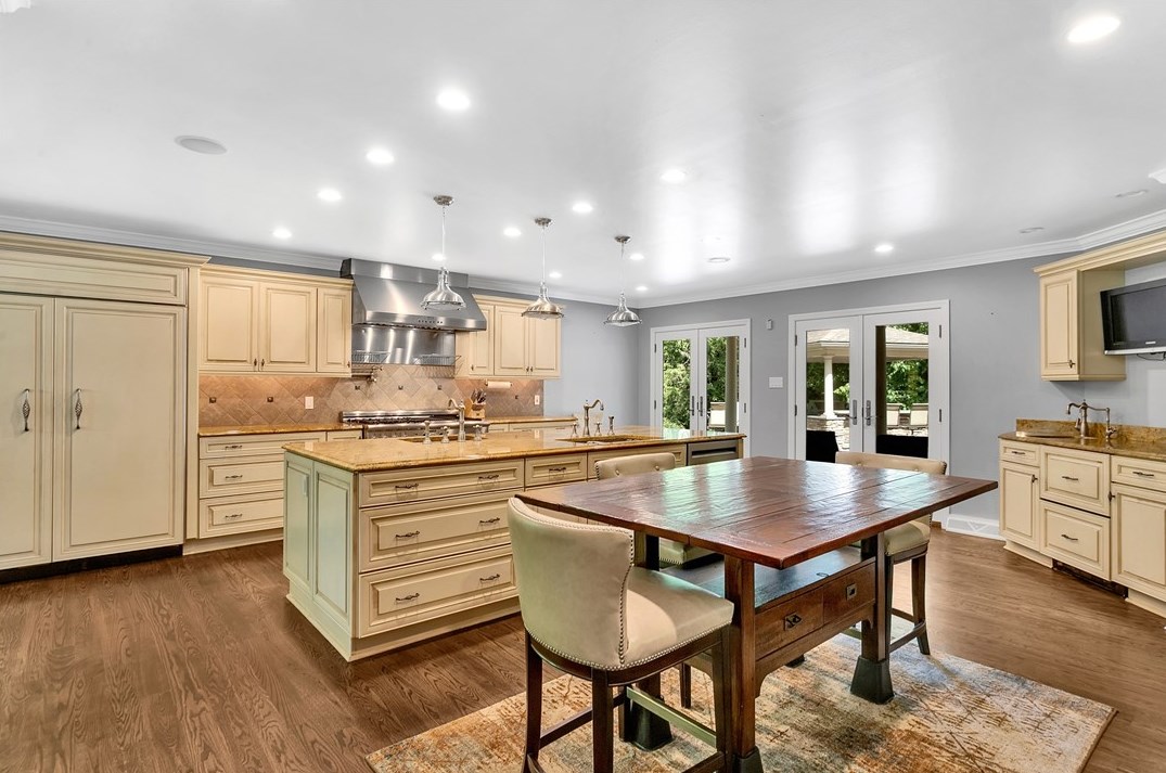 4901 Simmons Cir, Export PA  15632-9330 exterior