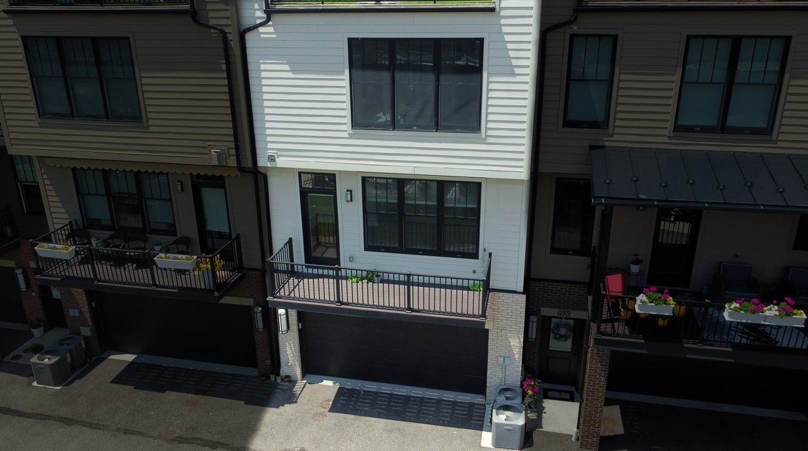 1916 Waterfront Pl, Pittsburgh PA 15222-4214 exterior