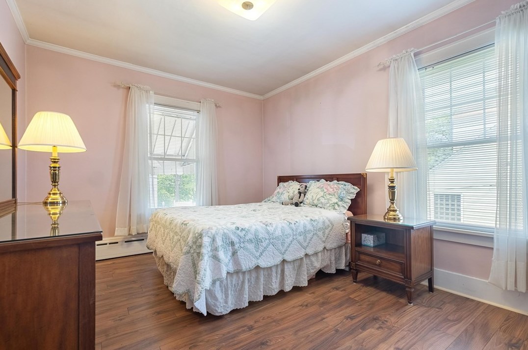 704 Louann St, Pittsburgh PA  15223-1024 exterior