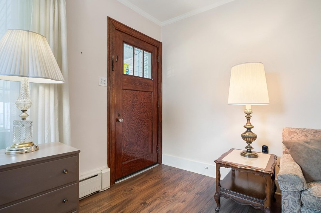 704 Louann St, Pittsburgh PA  15223-1024 exterior