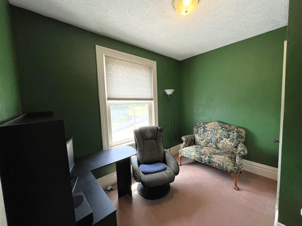 41 Grant St, Greensburg PA  15601-1833 exterior