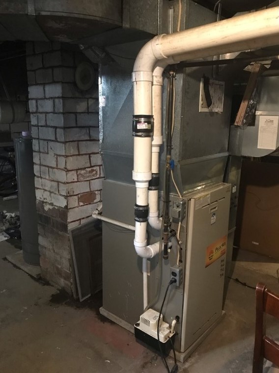 221 Ramsey Ave, Bridgeville PA 15017-1960 exterior