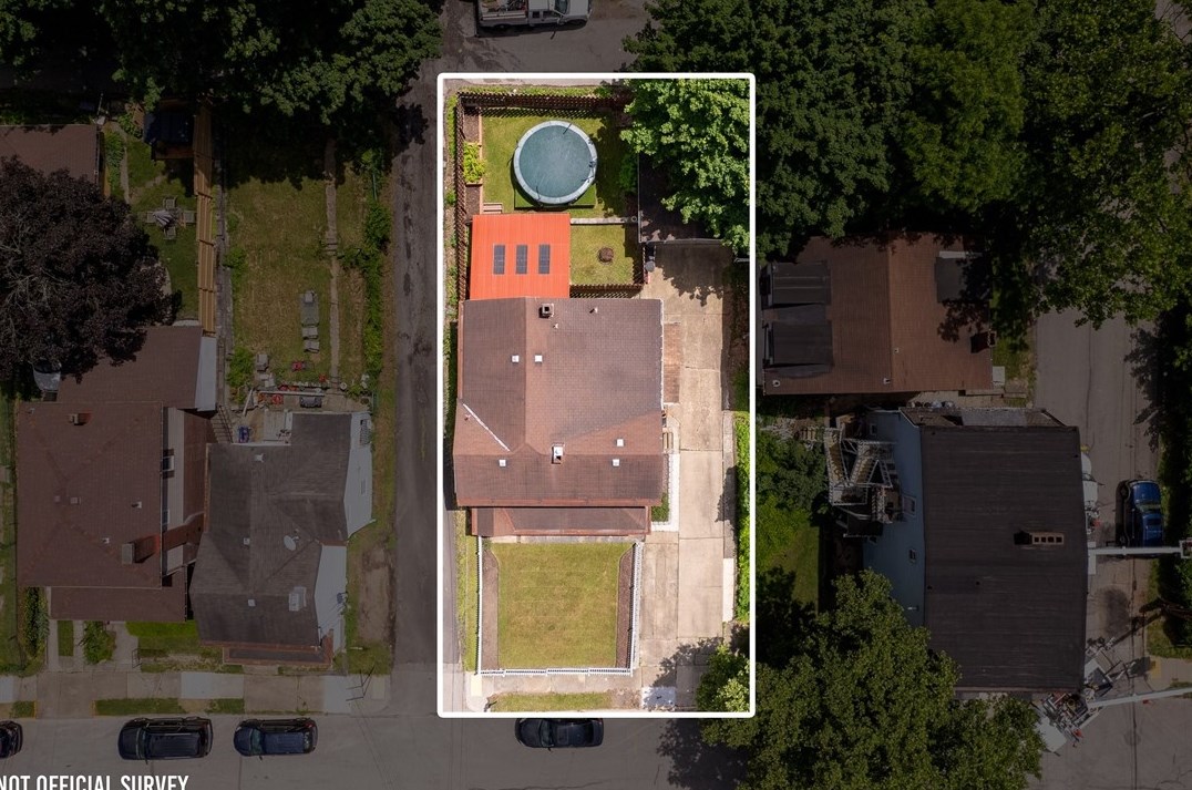 409 Lorenz Ave, Pittsburgh PA 15220-5734 exterior