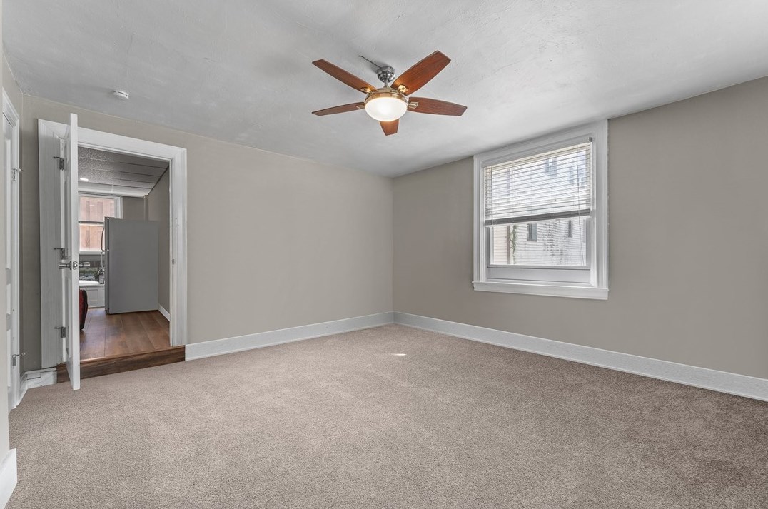 409 Lorenz Ave, Pittsburgh PA 15220-5734 exterior