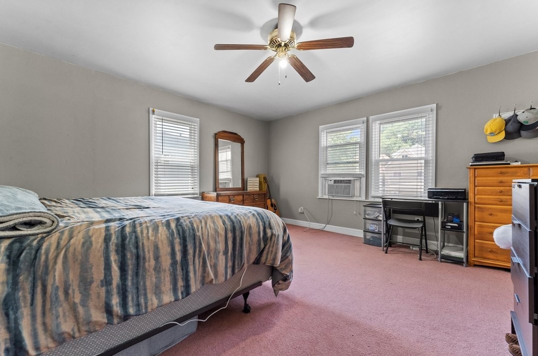 409 Lorenz Ave, Pittsburgh PA 15220-5734 exterior