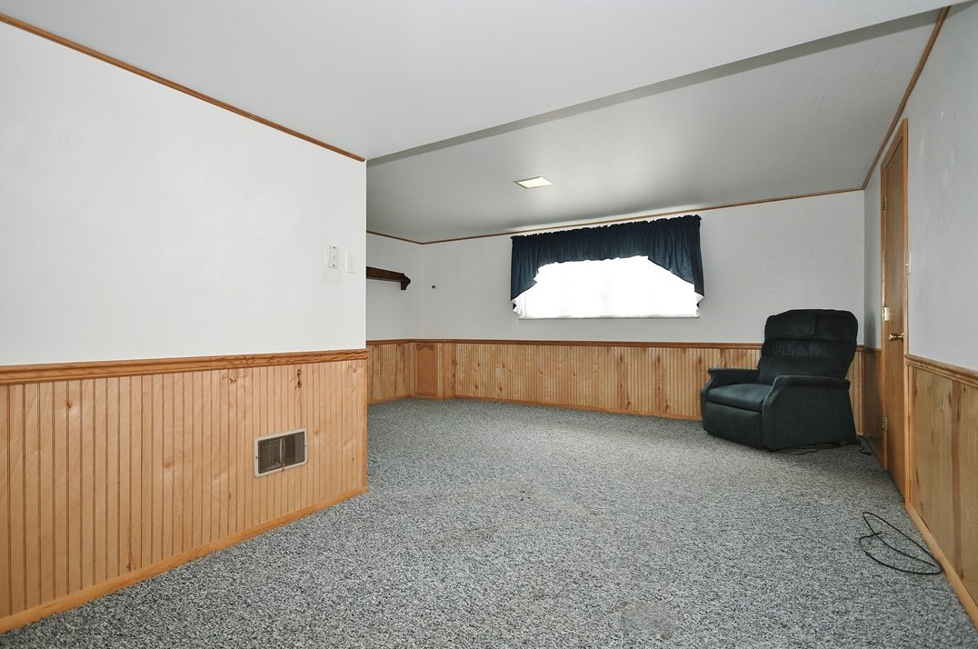 448 Temona Dr, Pittsburgh PA 15236-4249 exterior