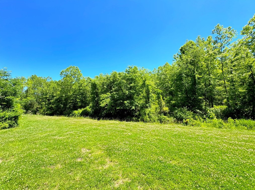 342 Manor Harrison City Rd, Harrison City PA  15636-9609 exterior