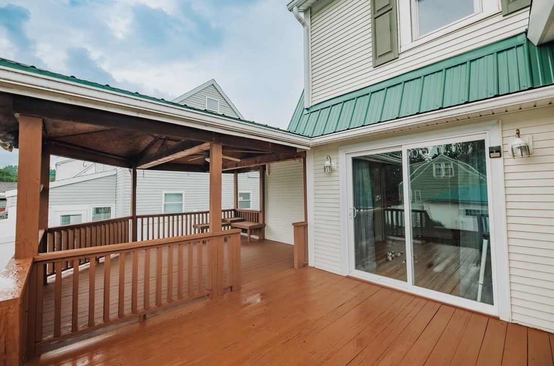 530 6 St, Indiana PA 15701-1204 exterior