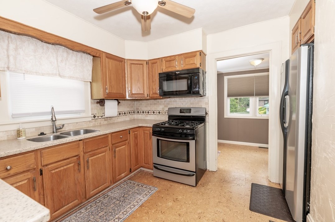 530 6 St, Indiana PA 15701-1204 exterior