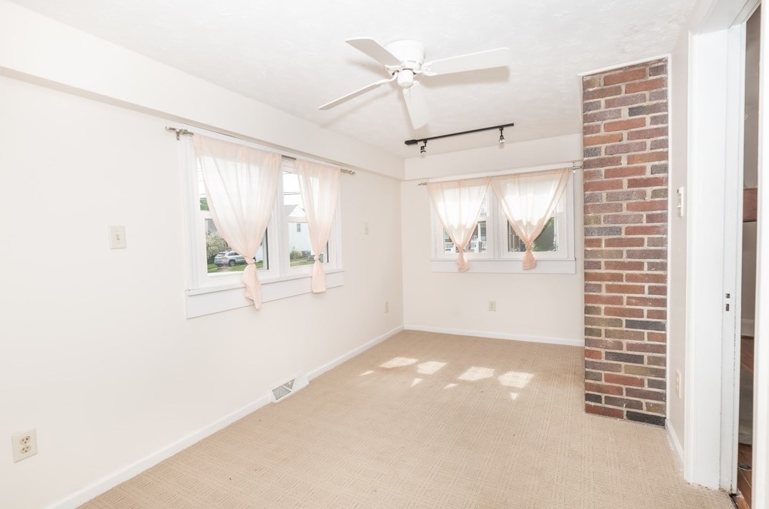 530 6 St, Indiana PA 15701-1204 exterior