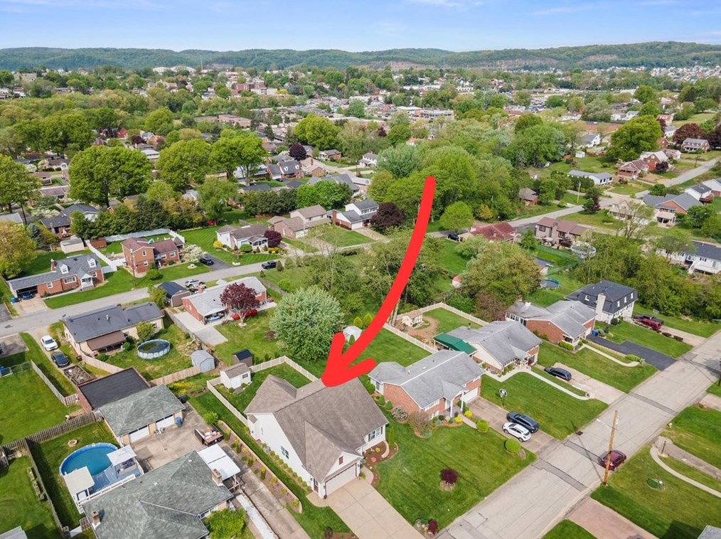156 Edward St, New Kensington PA  15068-3016 exterior