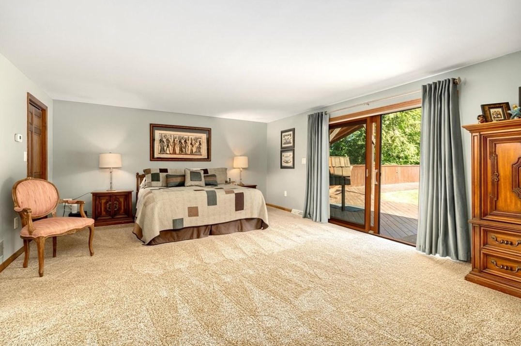 2350 Morrow Rd, Pittsburgh PA 15241-3318 exterior