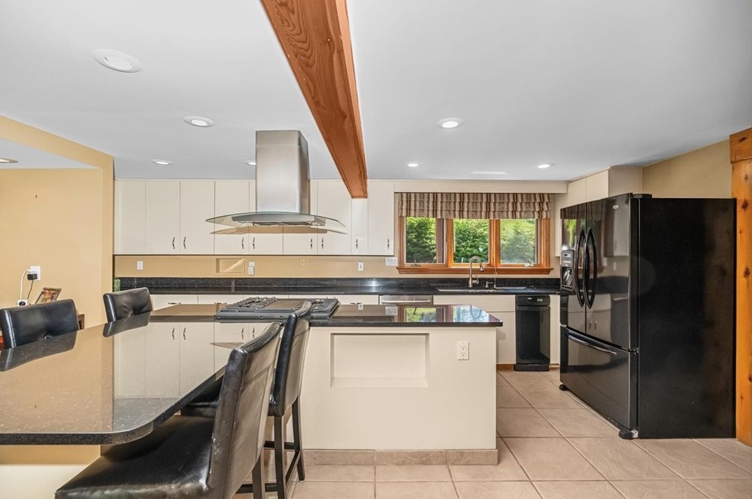 2350 Morrow Rd, Pittsburgh PA 15241-3318 exterior