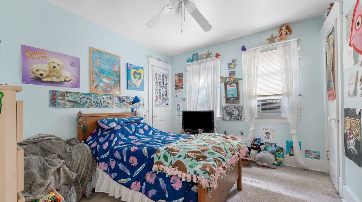 913 Elmwood St, Mckeesport PA  15133-3910 exterior