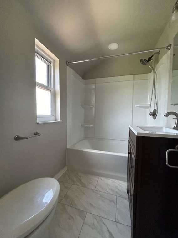 344 Spg Vly Rd, Pittsburgh PA 15243-1418 exterior