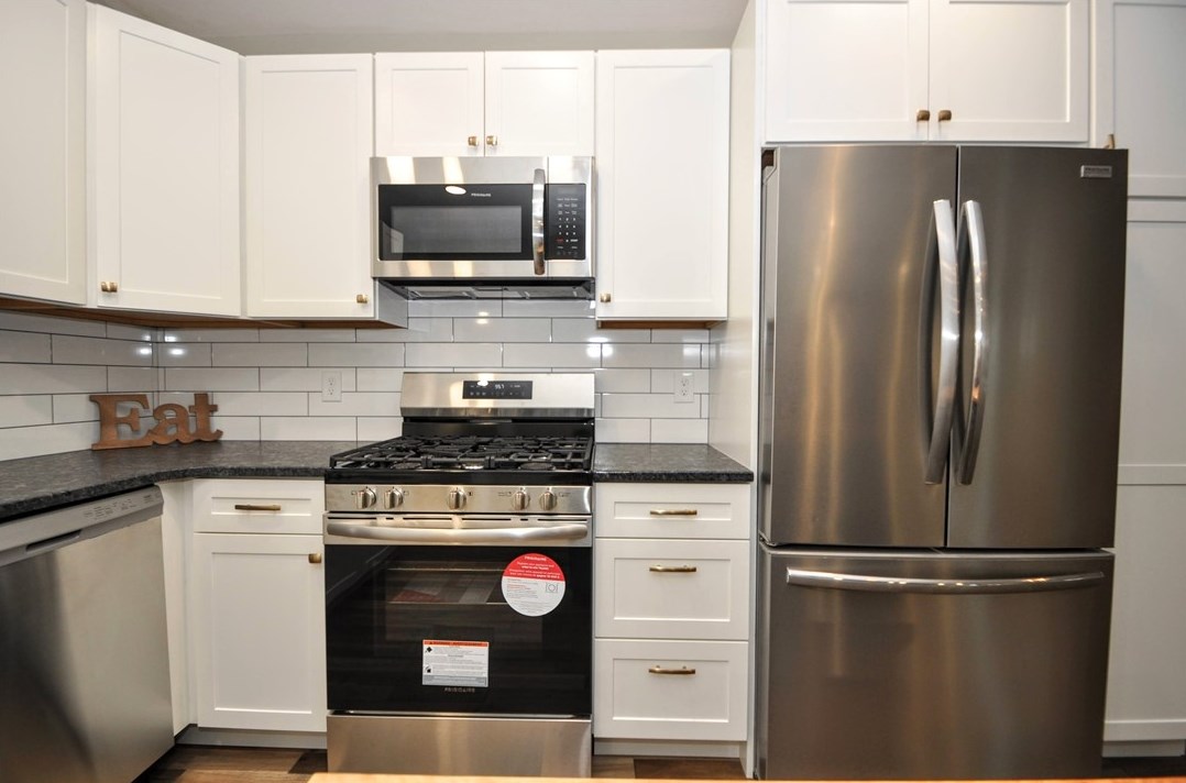 3319 Piedmont Ave, Pittsburgh PA 15216-2220 exterior