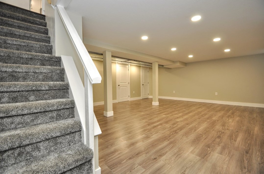 3319 Piedmont Ave, Pittsburgh PA 15216-2220 exterior