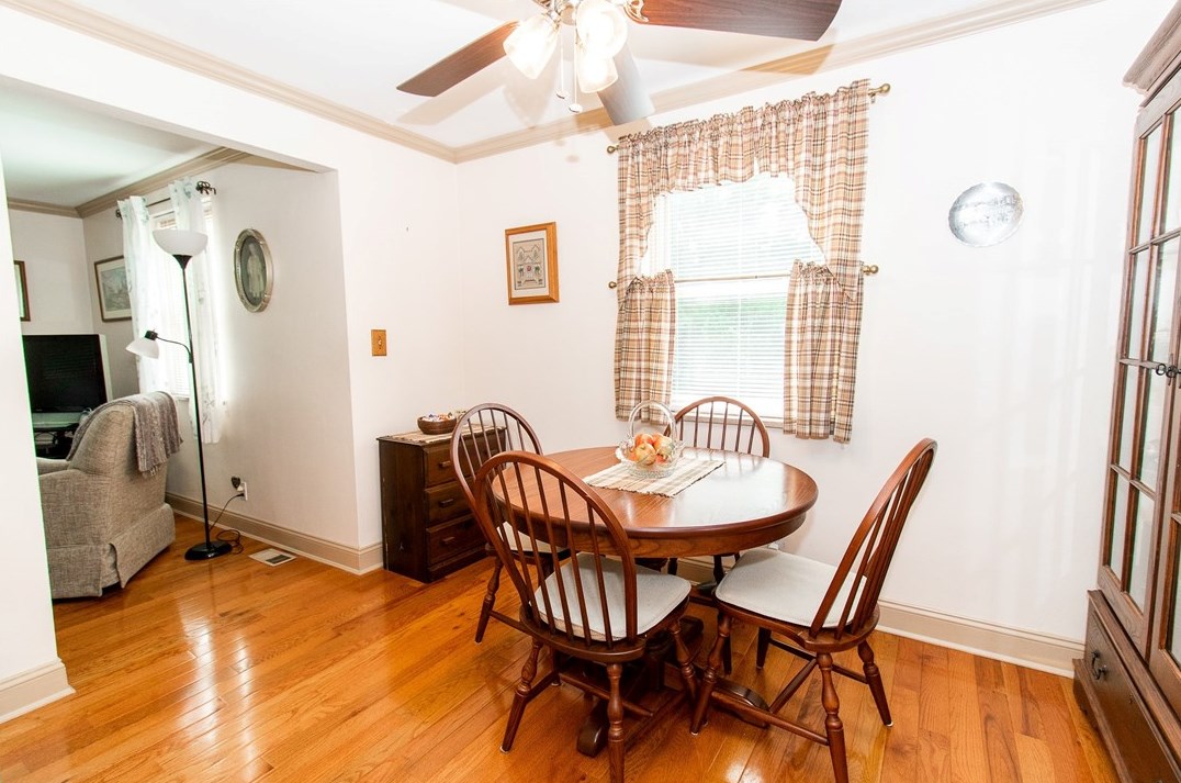 8300 Remington Dr, Pittsburgh PA  15237-5732 exterior