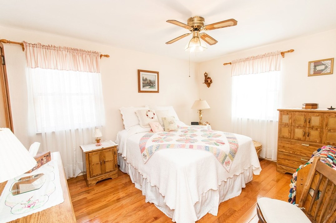 8300 Remington Dr, Pittsburgh PA  15237-5732 exterior