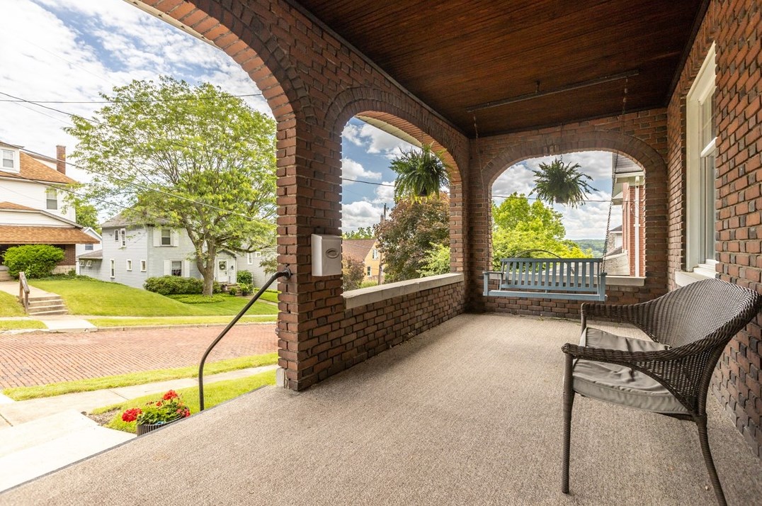 570 4 St, Butler PA 16001-4503 exterior