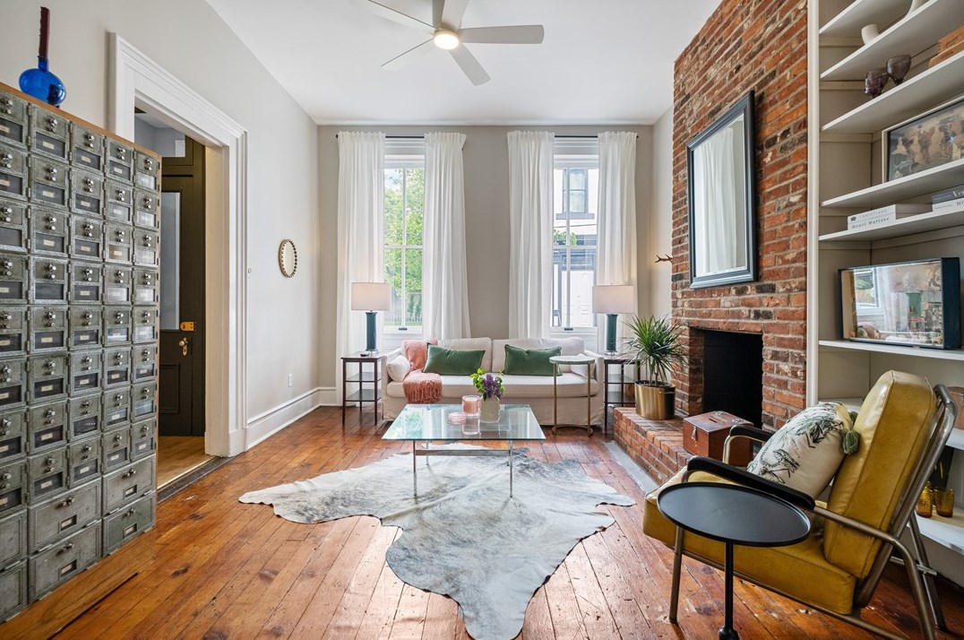 311 Jacksonia St, Pittsburgh PA  15212-4412 exterior