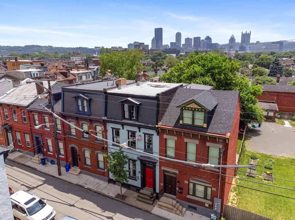 311 Jacksonia St, Pittsburgh PA  15212-4412 exterior