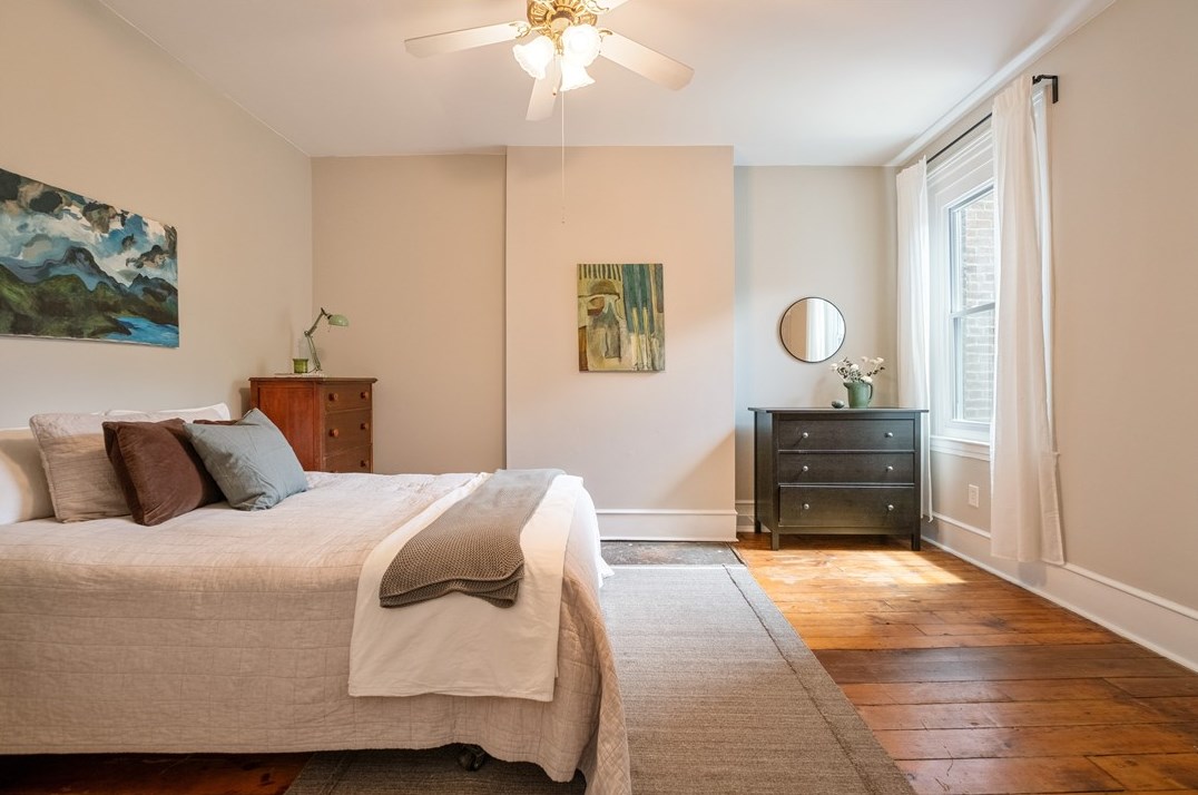 311 Jacksonia St, Pittsburgh PA  15212-4412 exterior