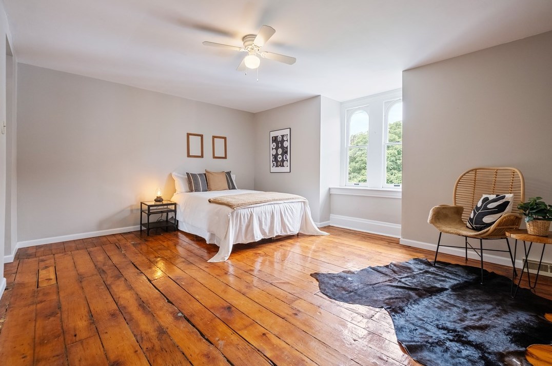 311 Jacksonia St, Pittsburgh PA  15212-4412 exterior