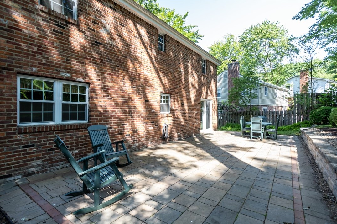 578 Olive St, Pittsburgh PA  15237-4879 exterior