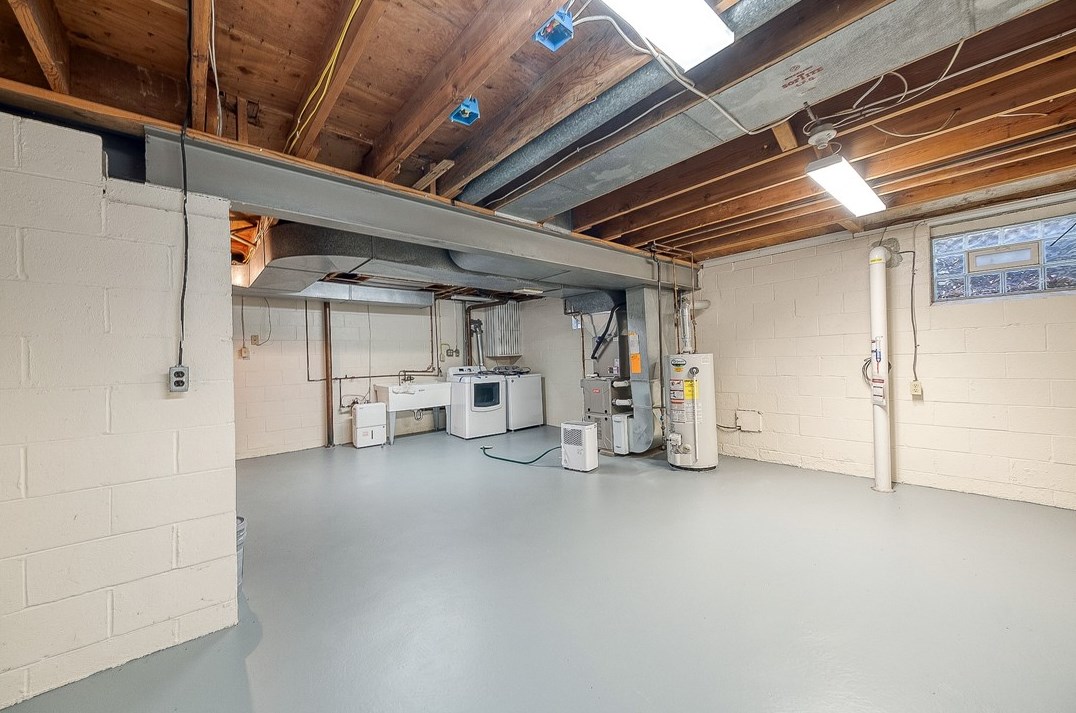 578 Olive St, Pittsburgh PA  15237-4879 exterior