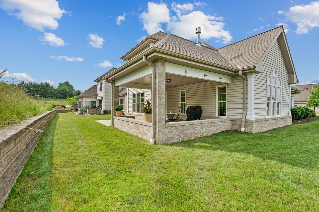 226 Hytyre Farms Dr, Gibsonia PA 15044-7825 exterior