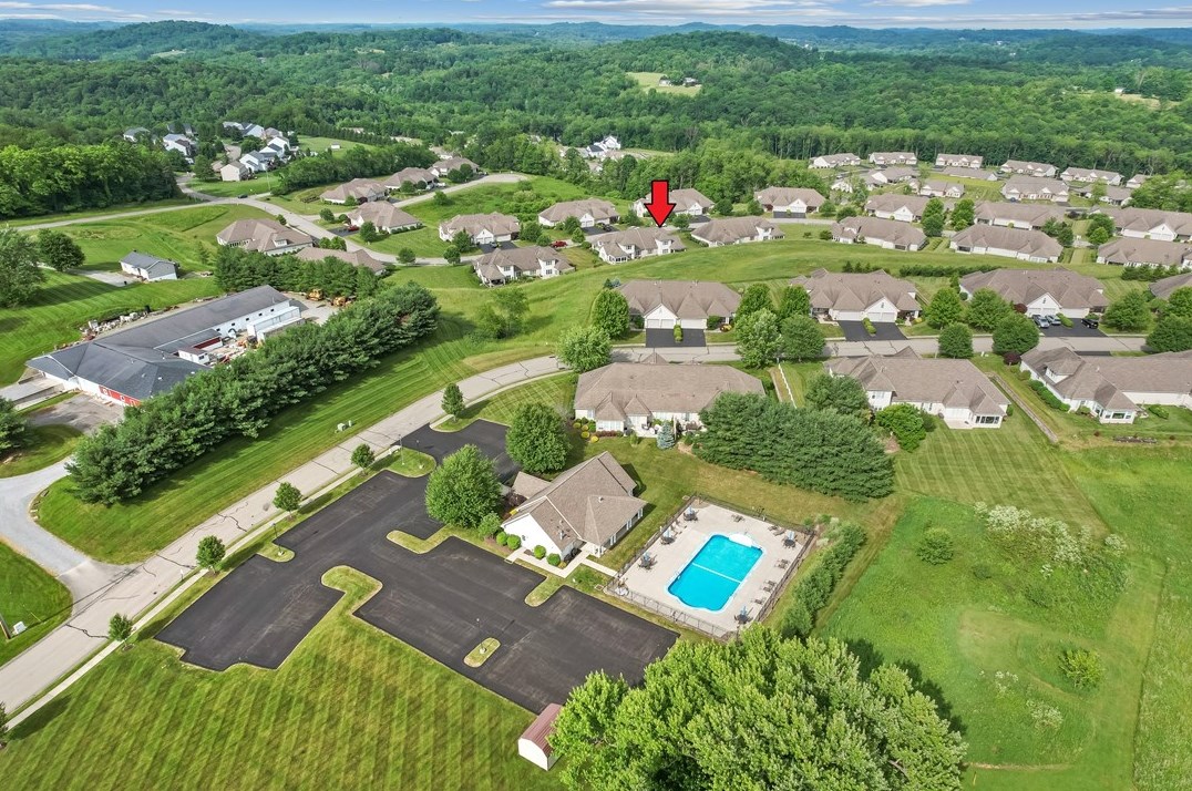 226 Hytyre Farms Dr, Gibsonia PA 15044-7825 exterior