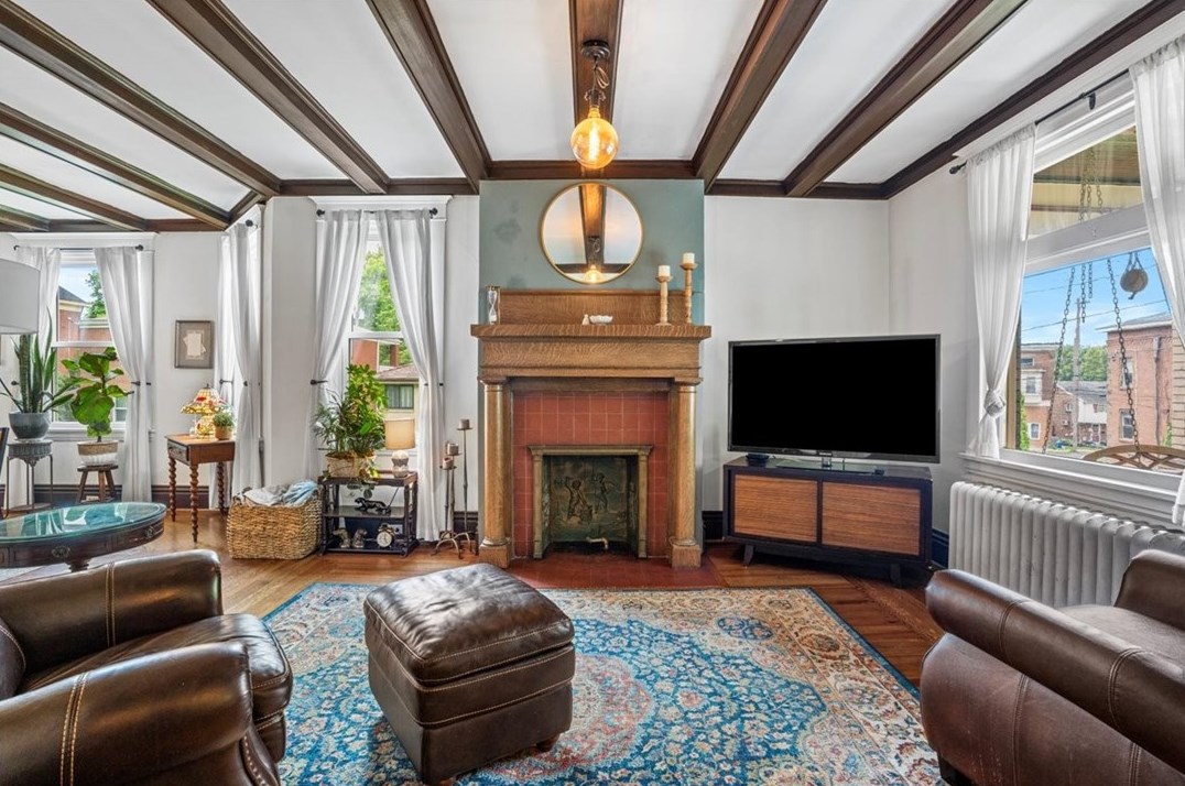 312 Dalzell Ave, Pittsburgh PA 15202-1856 exterior