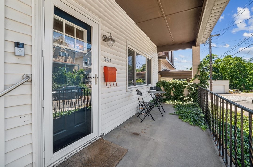 341 Amabell St, Pittsburgh PA 15211-1403 exterior