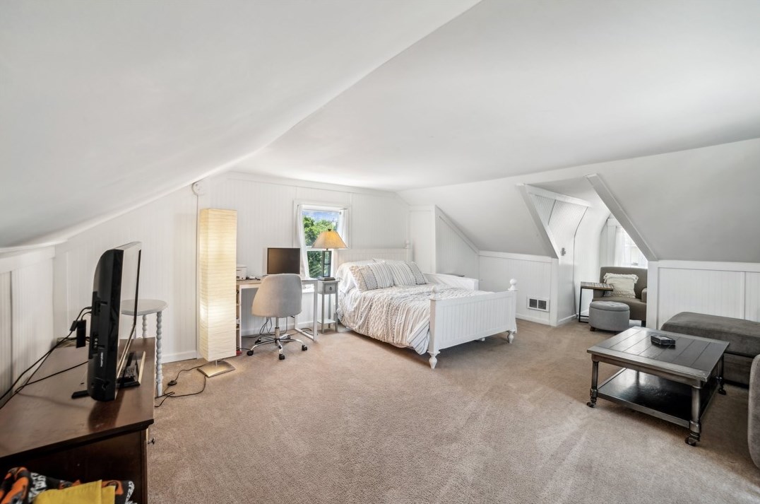 341 Amabell St, Pittsburgh PA 15211-1403 exterior