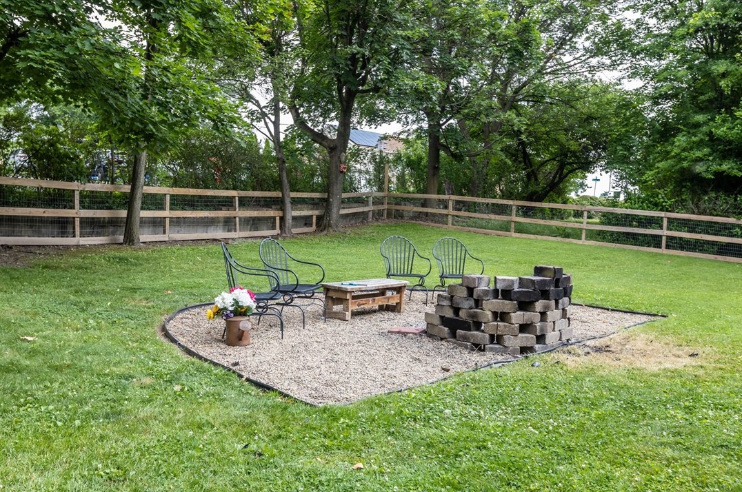 934 Greensburg Pike, East Pgh, PA 15112