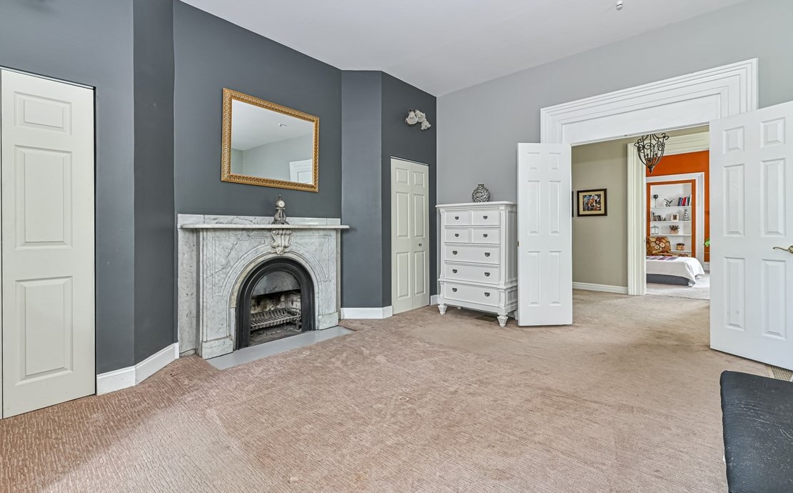 381 Friday Rd, Pittsburgh PA 15209-2111 exterior