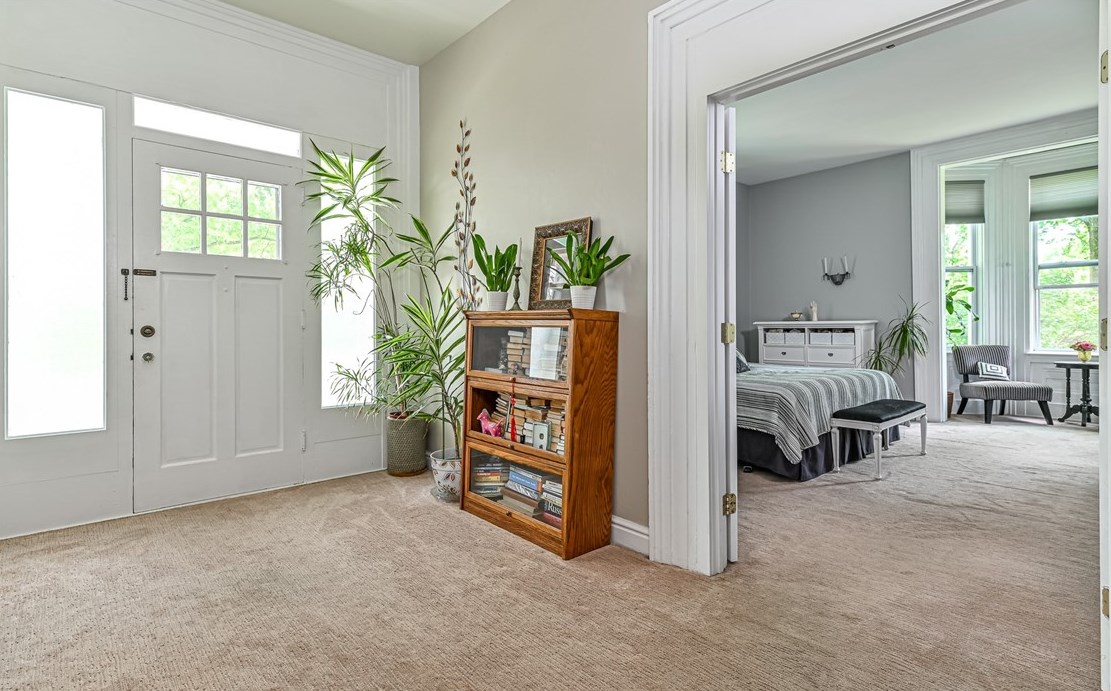 381 Friday Rd, Pittsburgh PA 15209-2111 exterior