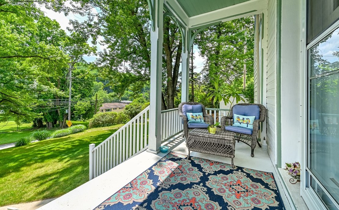 381 Friday Rd, Pittsburgh PA 15209-2111 exterior