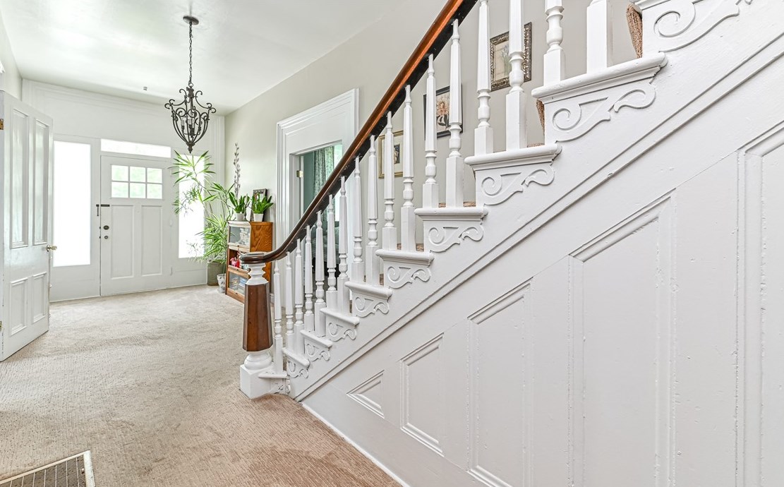 381 Friday Rd, Pittsburgh PA 15209-2111 exterior