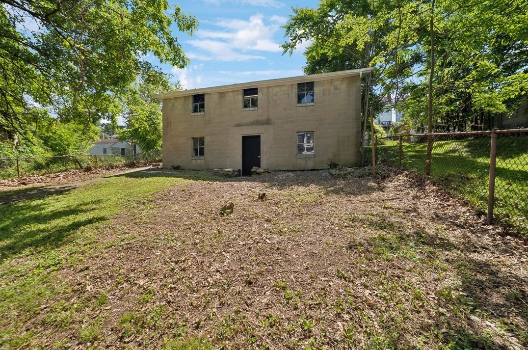 408 Burton Ave, Washington PA 15301-3304 exterior