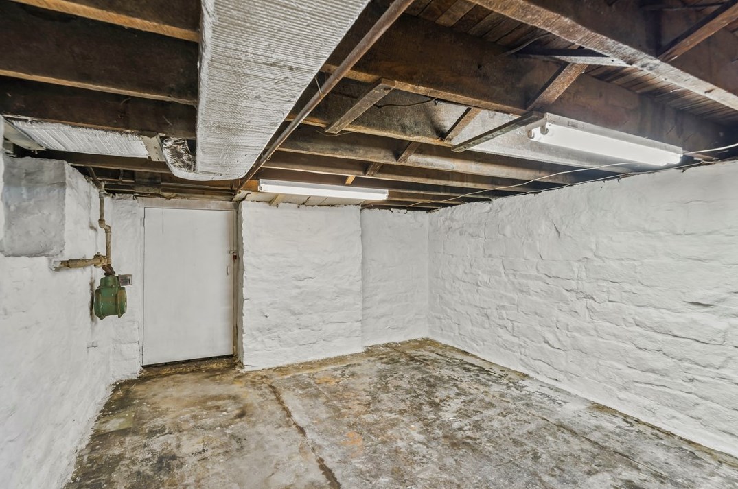 26 Prospect Ave, Washington PA  15301-5250 exterior