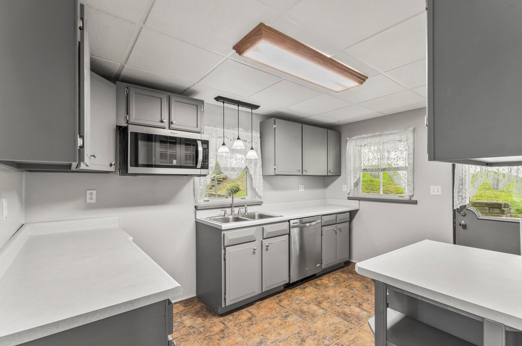 26 Prospect Ave, Washington PA  15301-5250 exterior