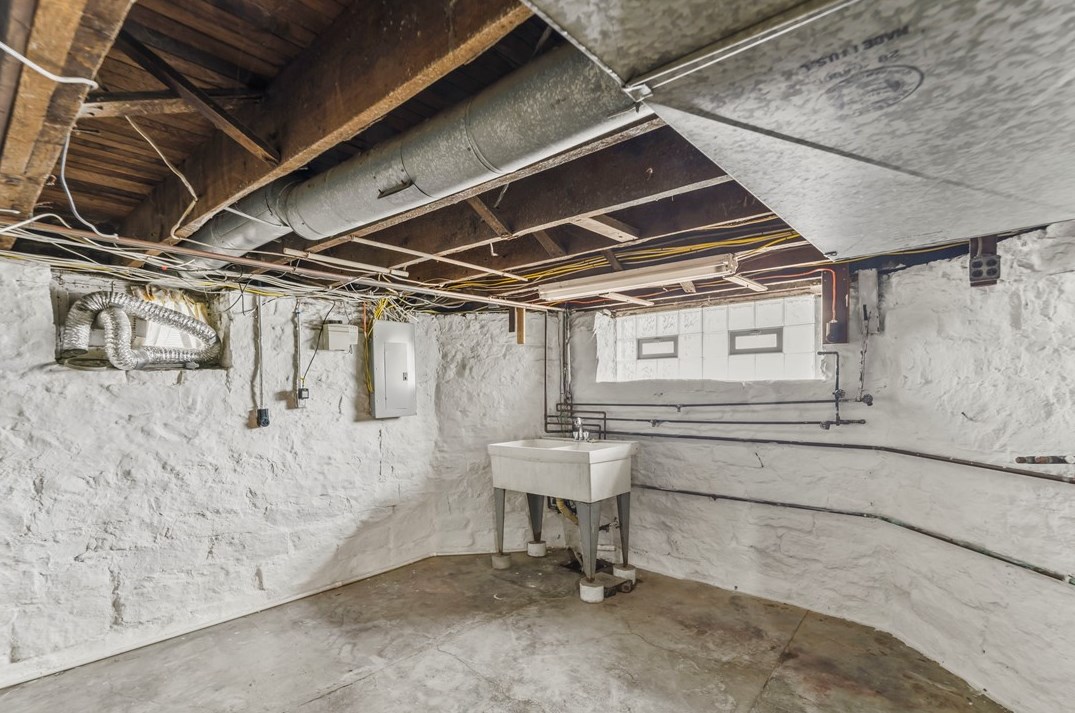 26 Prospect Ave, Washington PA  15301-5250 exterior