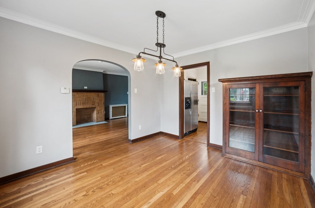 20 Love Pl, Pittsburgh PA 15218-1473 exterior