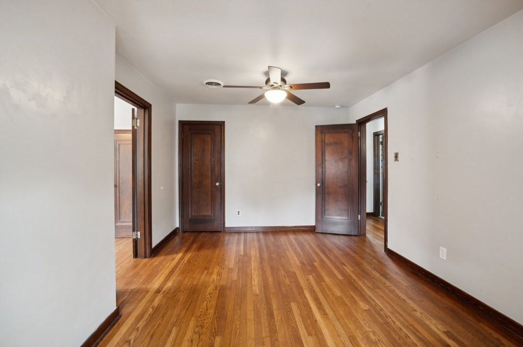 20 Love Pl, Pittsburgh PA 15218-1473 exterior