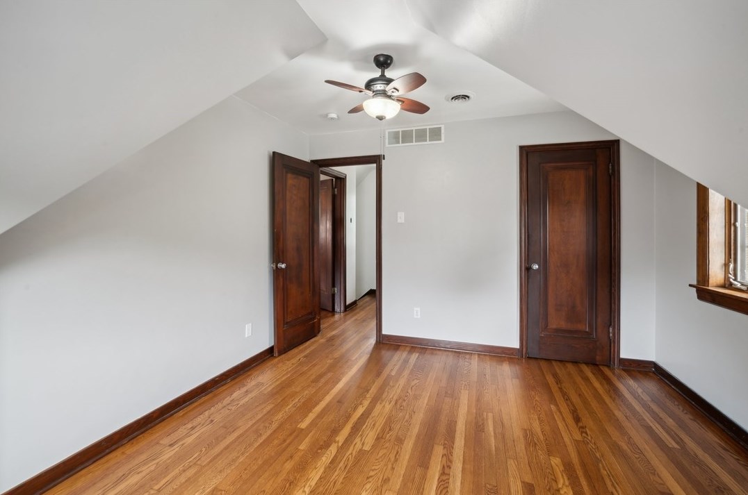 20 Love Pl, Pittsburgh PA 15218-1473 exterior