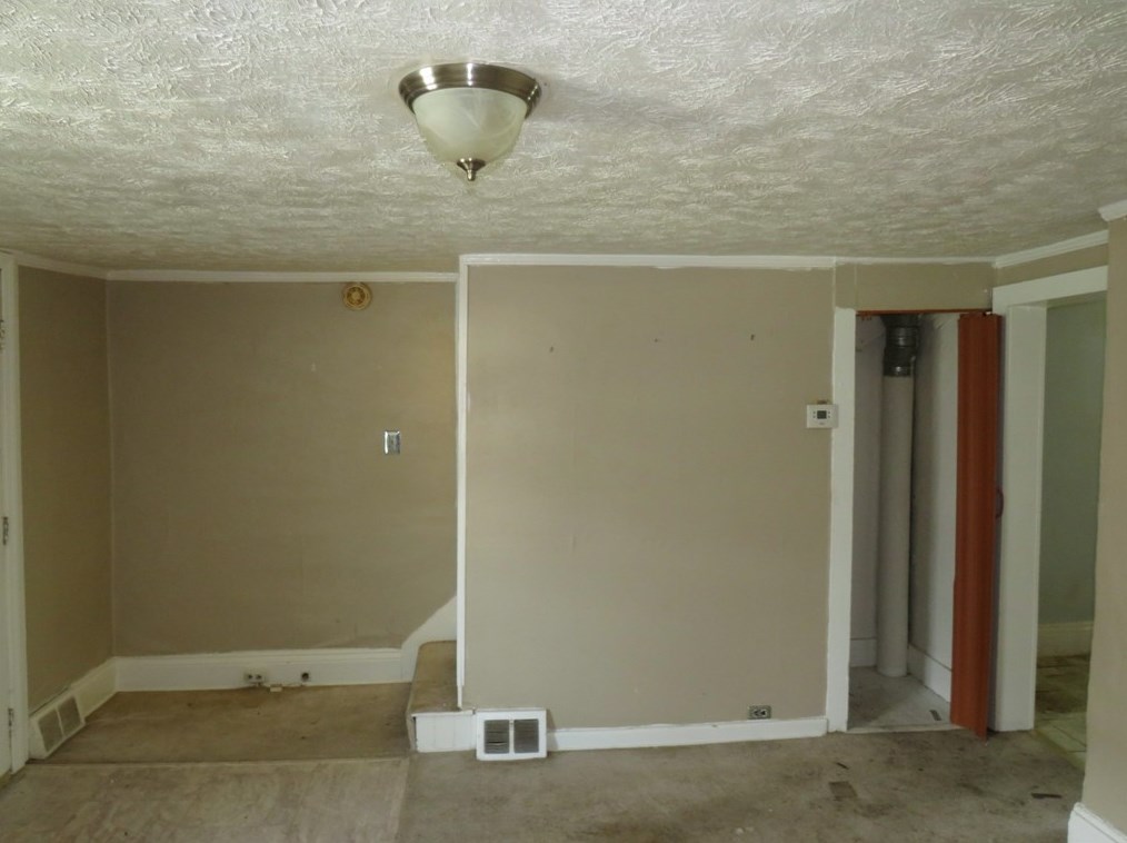 233 Lincoln St, Washington PA 15301-4048 exterior