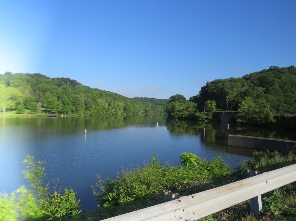 2154 Villa Dr, Gibsonia PA 15044-7473 exterior